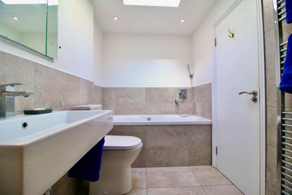 Serenity "Your Calm Seafront Retreat" By Air Premier Seaford Ngoại thất bức ảnh